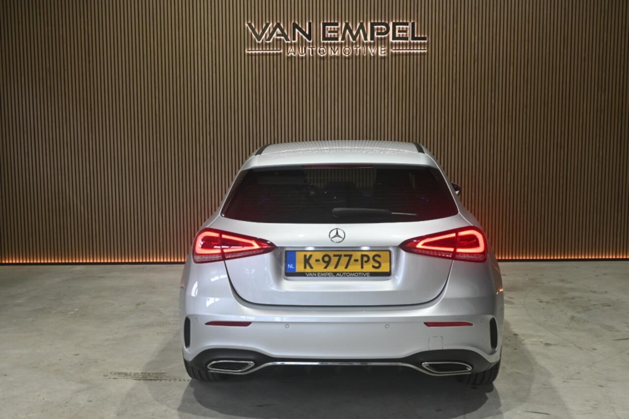 Mercedes-Benz A-KLASSE 200 AMG pakket sfeer verlichting