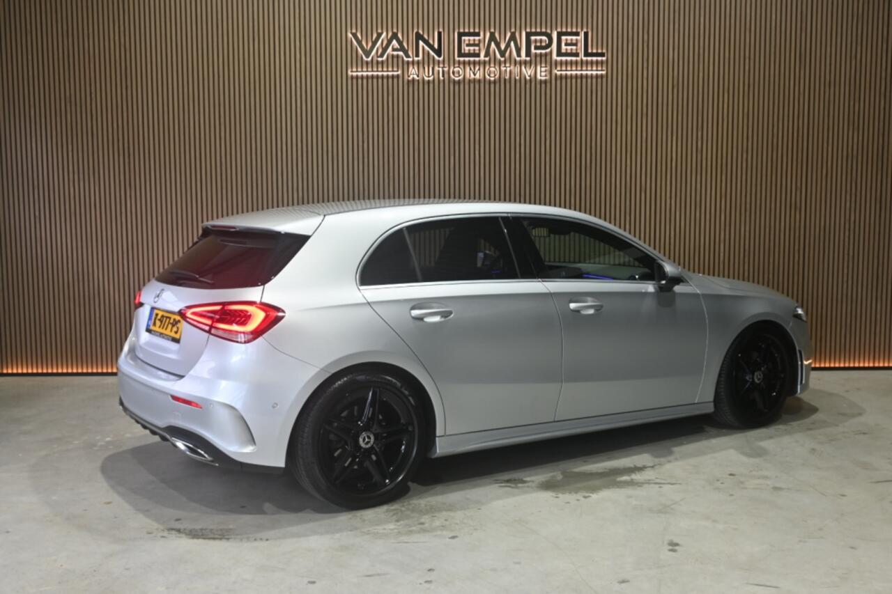 Mercedes-Benz A-KLASSE 200 AMG pakket sfeer verlichting