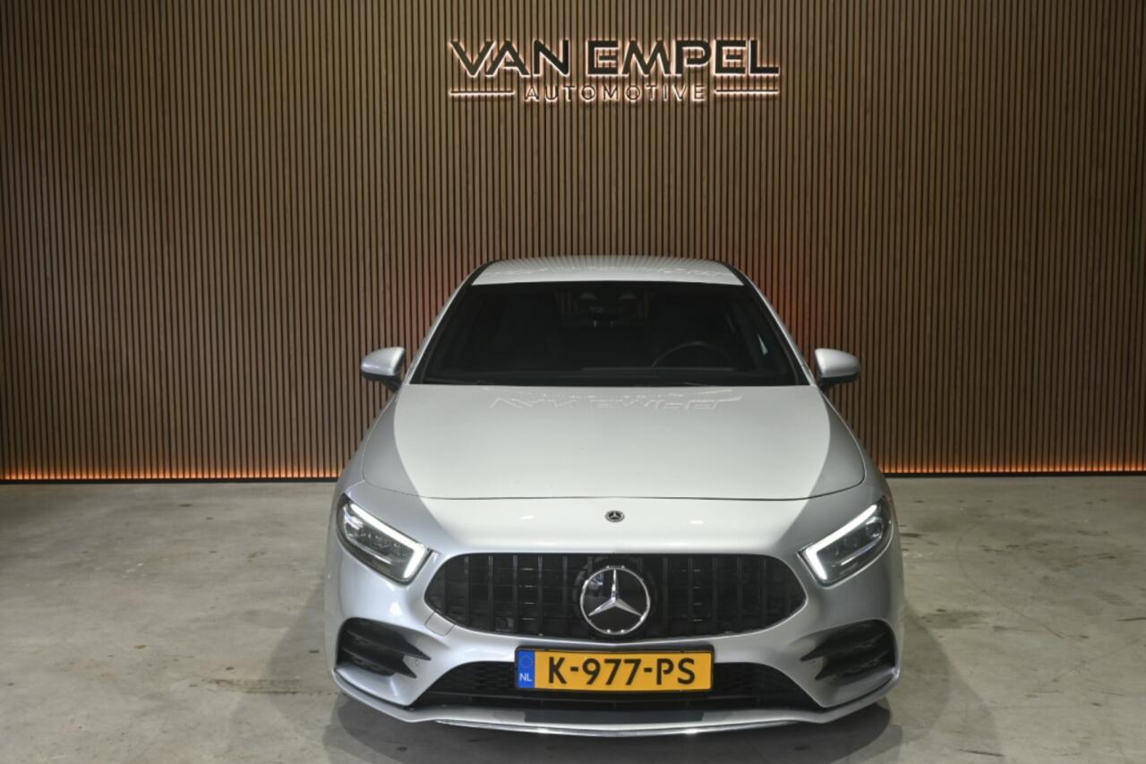 Mercedes-Benz A-KLASSE 200 AMG pakket sfeer verlichting