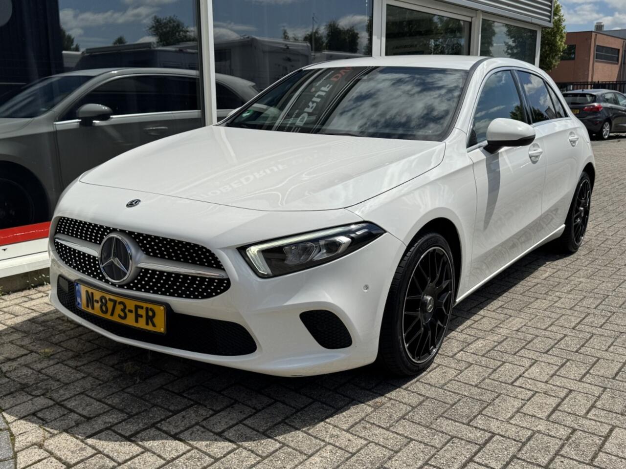 Mercedes-Benz A-KLASSE | AUTOMAAT | STOELVERW. | LED |