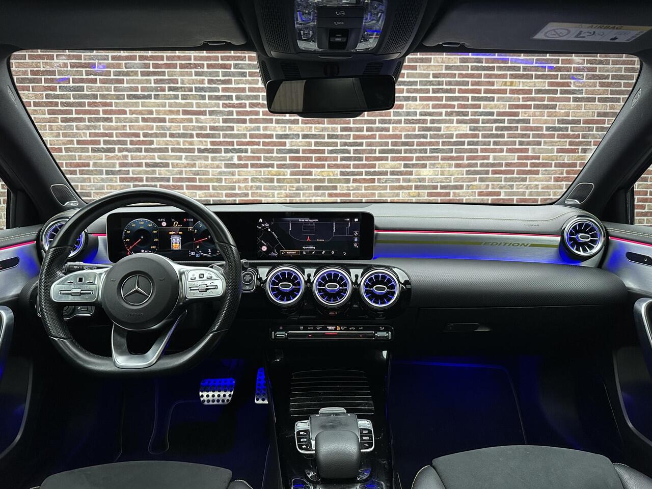 Mercedes-Benz A-KLASSE 250 Edition 1| Dak| Burmester| Sfeer|