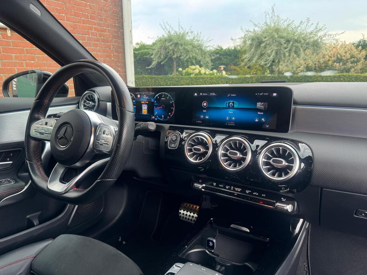 Mercedes-Benz A-KLASSE 200 Business Solution AMG