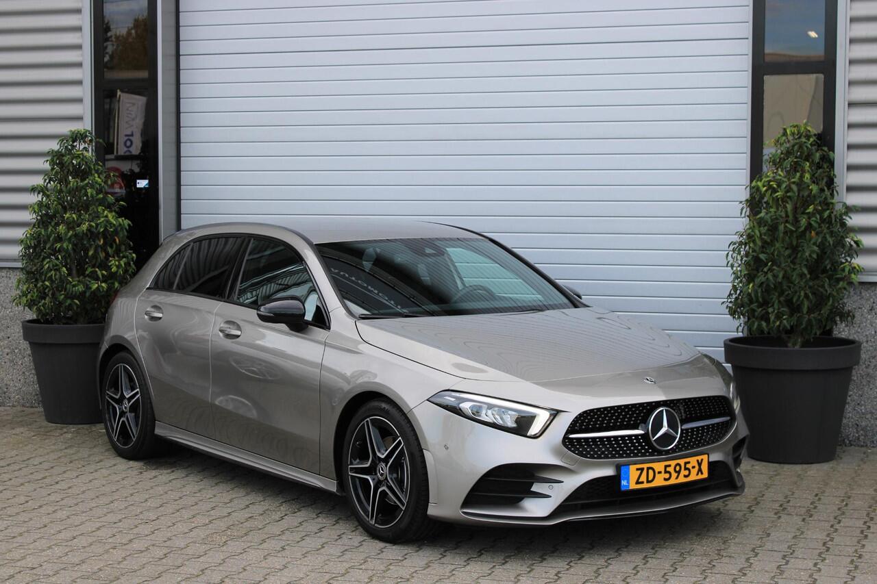 Mercedes-Benz A-KLASSE 180 AMG Camera | Night | Widescreen | Mojavezilver | Dealer Onderhouden
