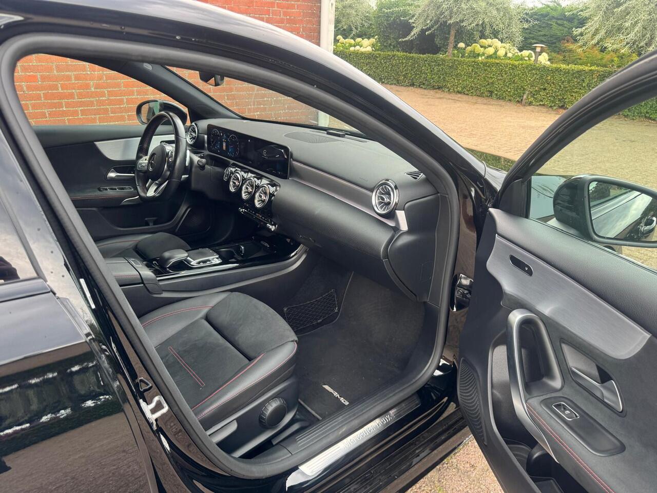 Mercedes-Benz A-KLASSE 200 Business Solution AMG