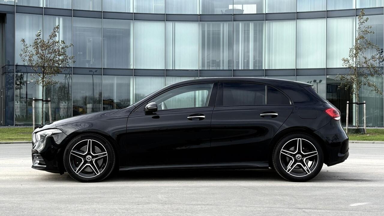 Mercedes-Benz A-KLASSE 250 Premium AMG Widescreen camera