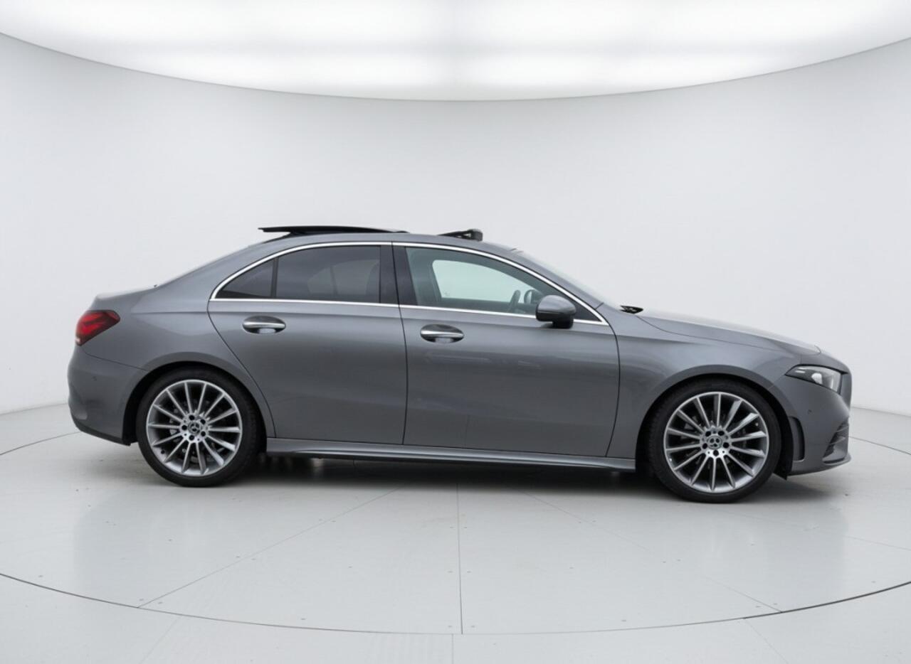 Mercedes-Benz A-KLASSE 180 D L. Ed. Premium + AMG Line, Xenon, Pano, Sfeer