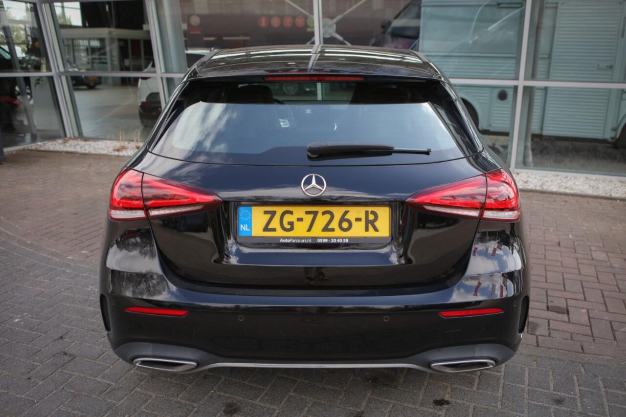 Mercedes-Benz A-KLASSE 180 Bns Solution AMG