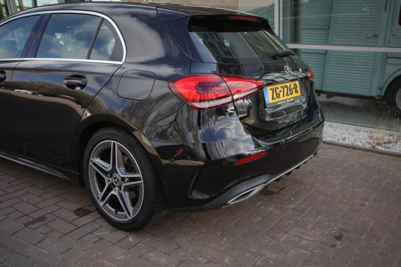 Mercedes-Benz A-KLASSE 180 Bns Solution AMG