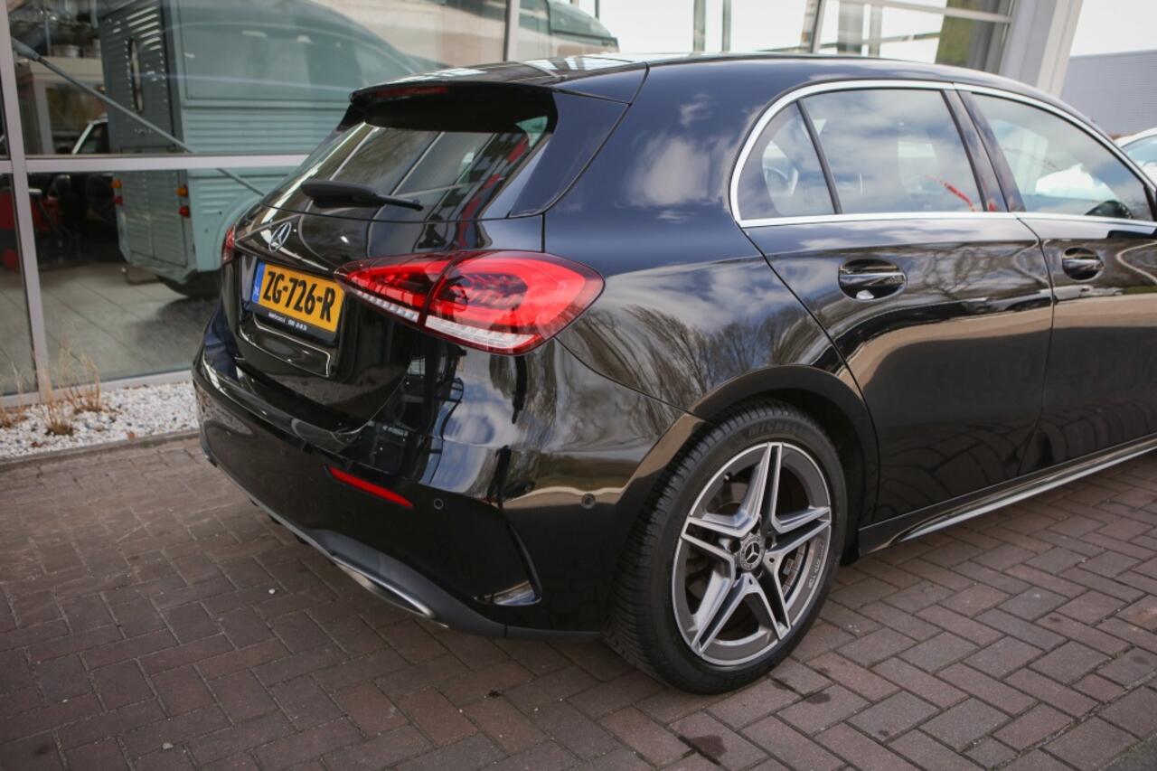 Mercedes-Benz A-KLASSE 180 Bns Solution AMG