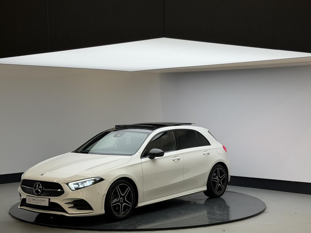 Mercedes-Benz A-KLASSE 180 Business Solution AMG Night Upgrade | Panodak | Carplay