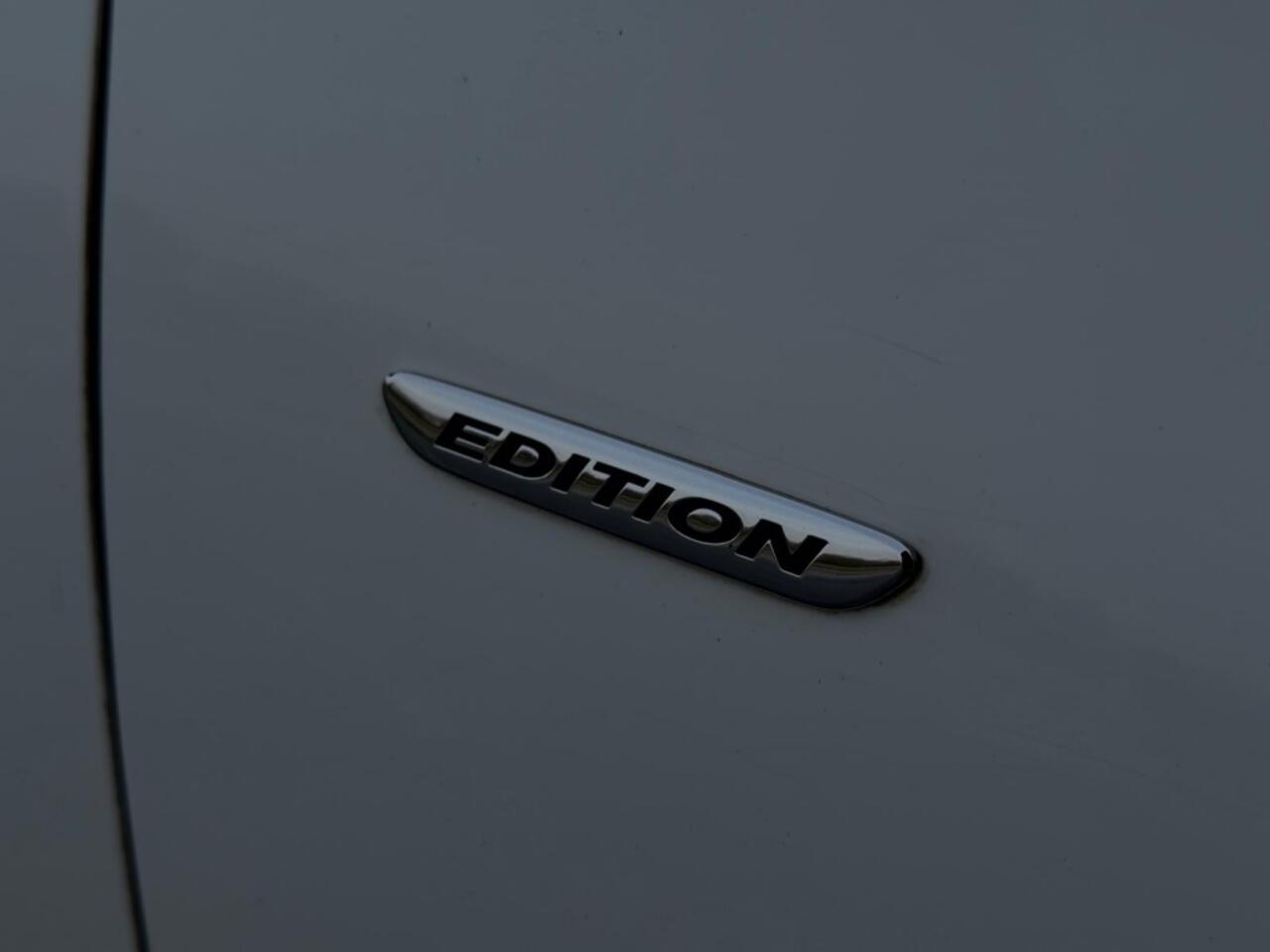 Mercedes-Benz A-KLASSE 200 AMG EDITION 1 M2020 PANO NAVI LEDER LED SFEER CR CONTROL