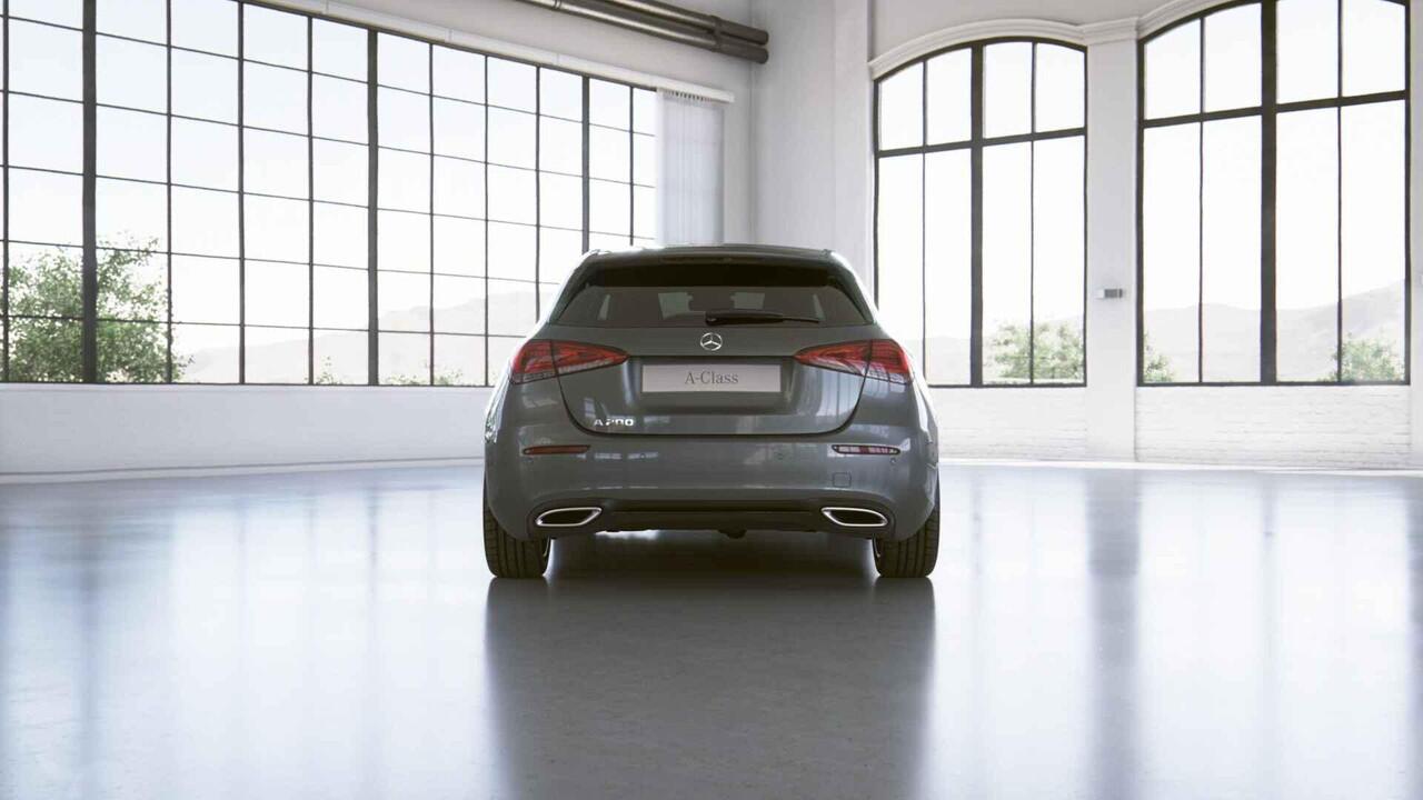 Mercedes-Benz A-KLASSE 200 Launch Edition Premium | AMG | Night | Panoramadak | Widescreen | Thermotronic |