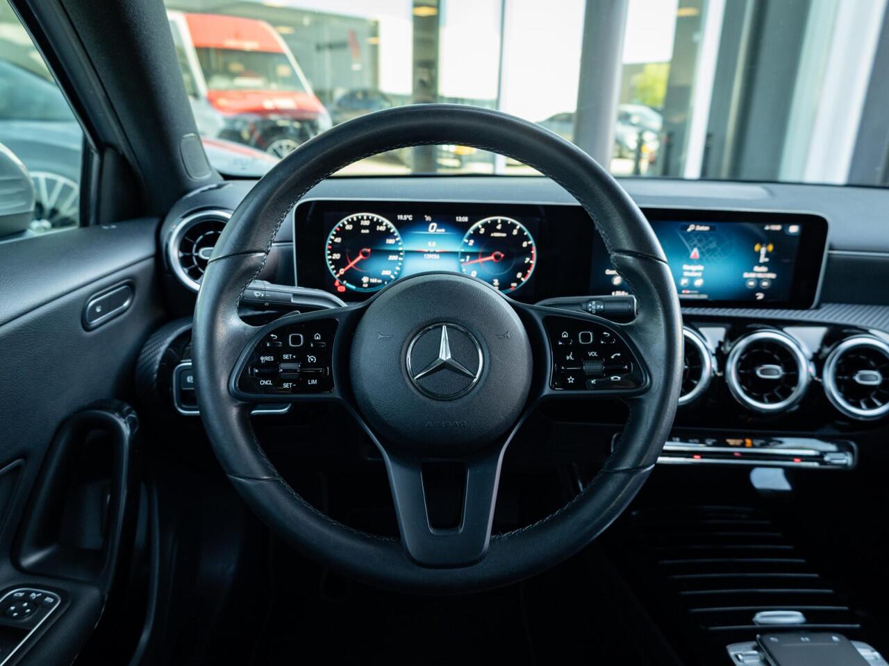 Mercedes-Benz A-KLASSE Limousine 200 Business Solution