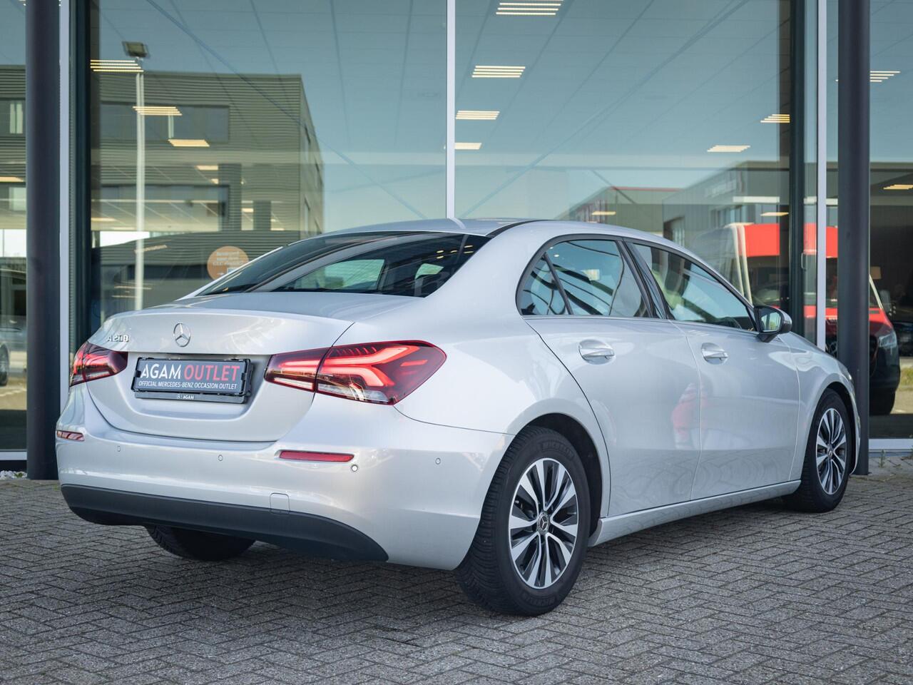 Mercedes-Benz A-KLASSE Limousine 200 Business Solution