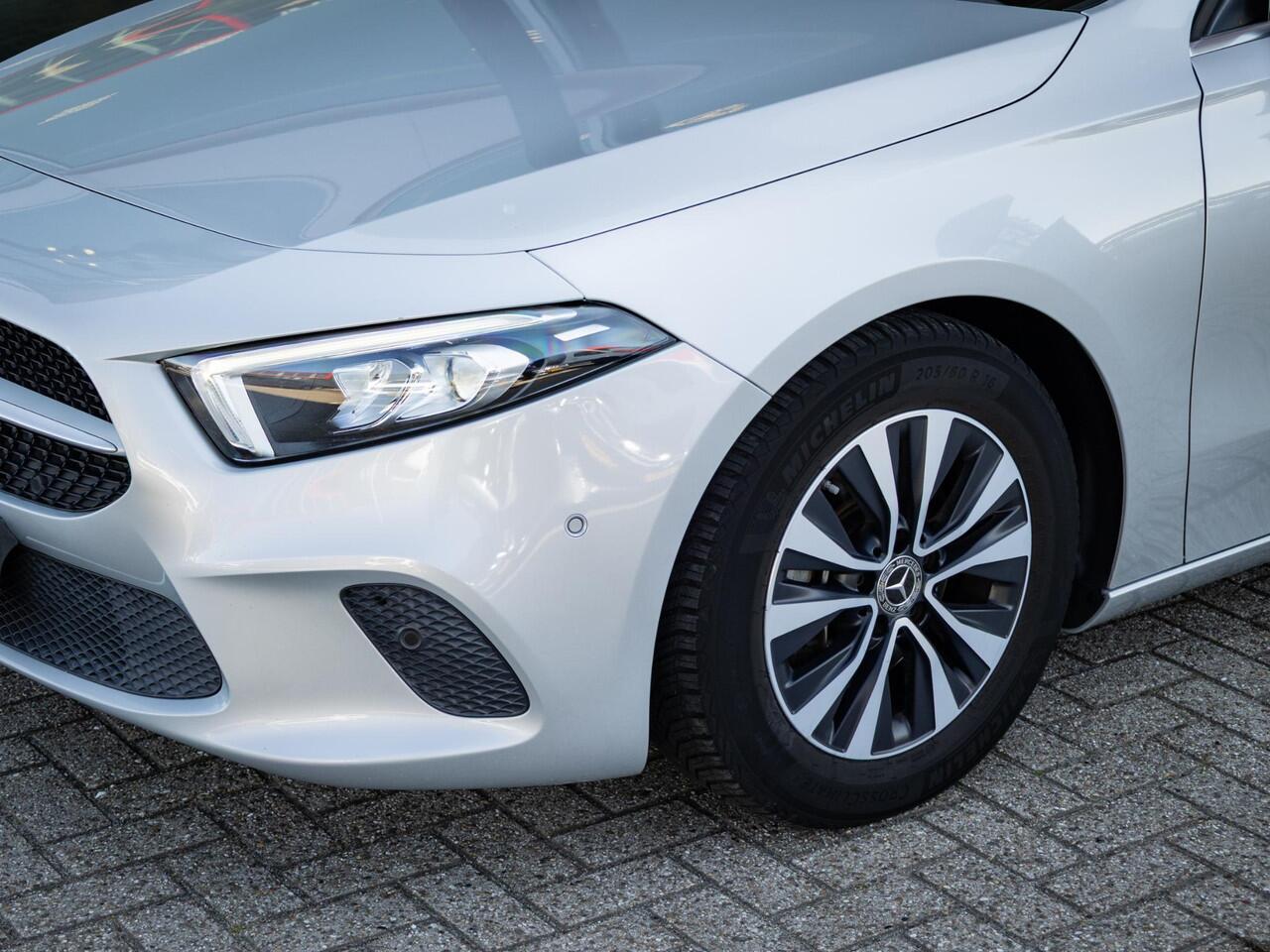 Mercedes-Benz A-KLASSE Limousine 200 Business Solution