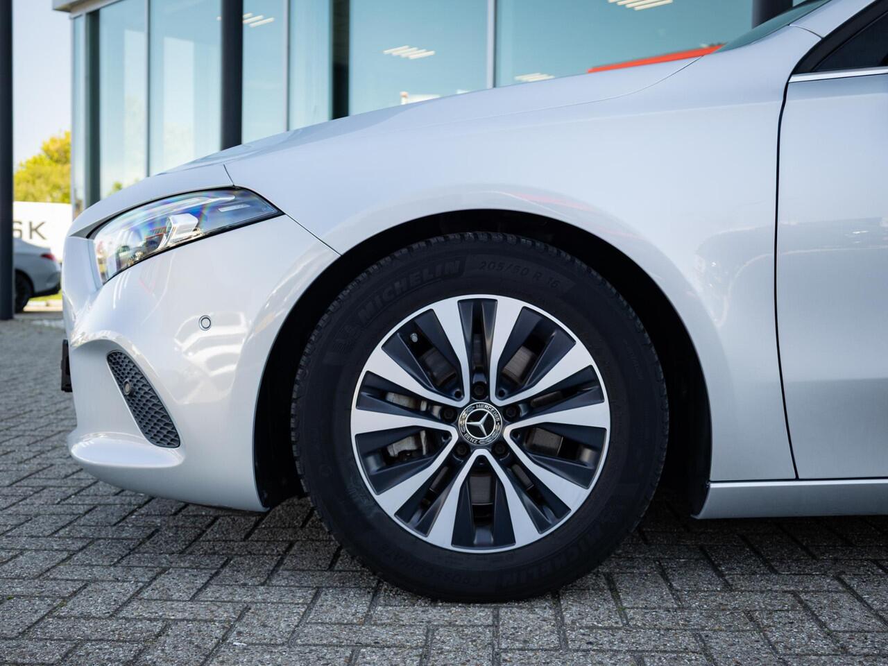 Mercedes-Benz A-KLASSE Limousine 200 Business Solution