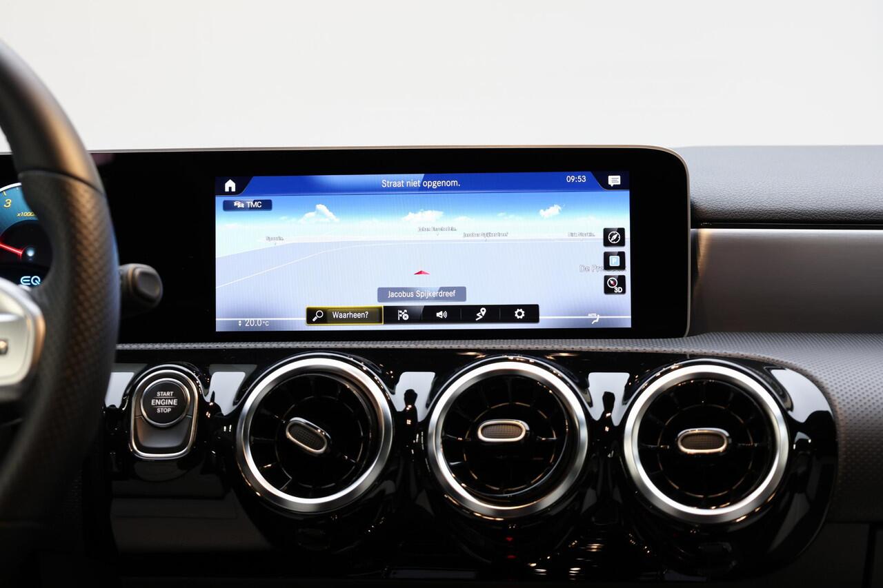 Mercedes-Benz A-KLASSE 250 e | AMG | Burmester | Leder |