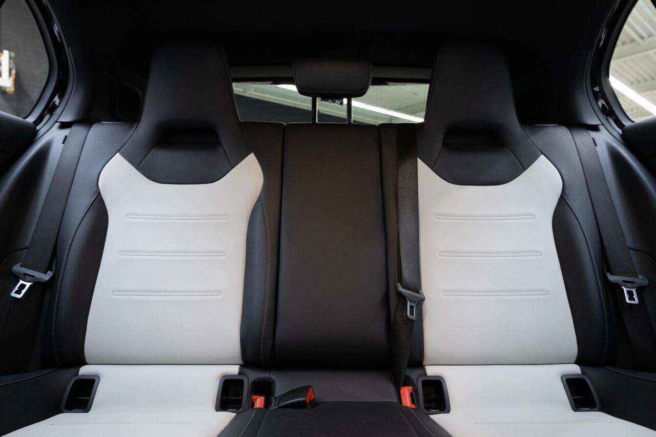 Mercedes-Benz A-KLASSE 250 e | AMG | Burmester | Leder |