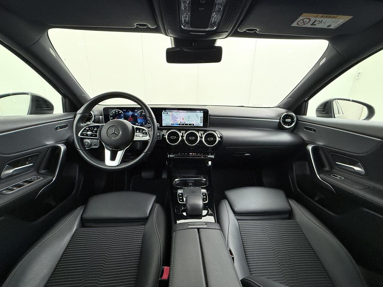 Mercedes-Benz A-KLASSE 180 d Business Solution Automaat MBUX Led Automaat BTW