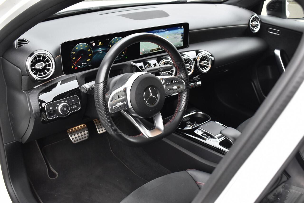 Mercedes-Benz A-KLASSE 200 Premium