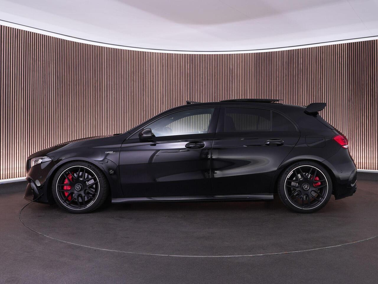 Mercedes-Benz A-KLASSE 45S AMG 420pk 4MATIC+ Premium Plus |Aero pakket|panoramadak|Burmester|memory|Apple Carplay|stoelverwarming|ambient light|draadloos laden|achteruitrijcamera|