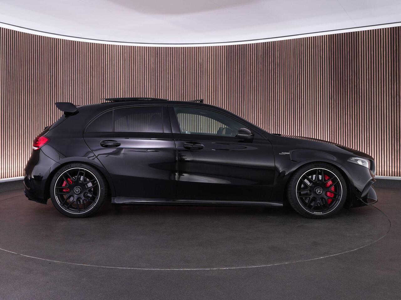 Mercedes-Benz A-KLASSE 45S AMG 420pk 4MATIC+ Premium Plus |Aero pakket|panoramadak|Burmester|memory|Apple Carplay|stoelverwarming|ambient light|draadloos laden|achteruitrijcamera|