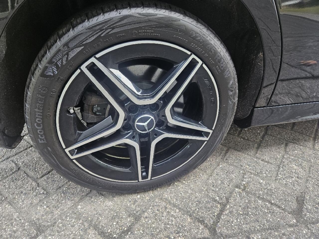 Mercedes-Benz A-KLASSE 250 e Bns Sol. AMG