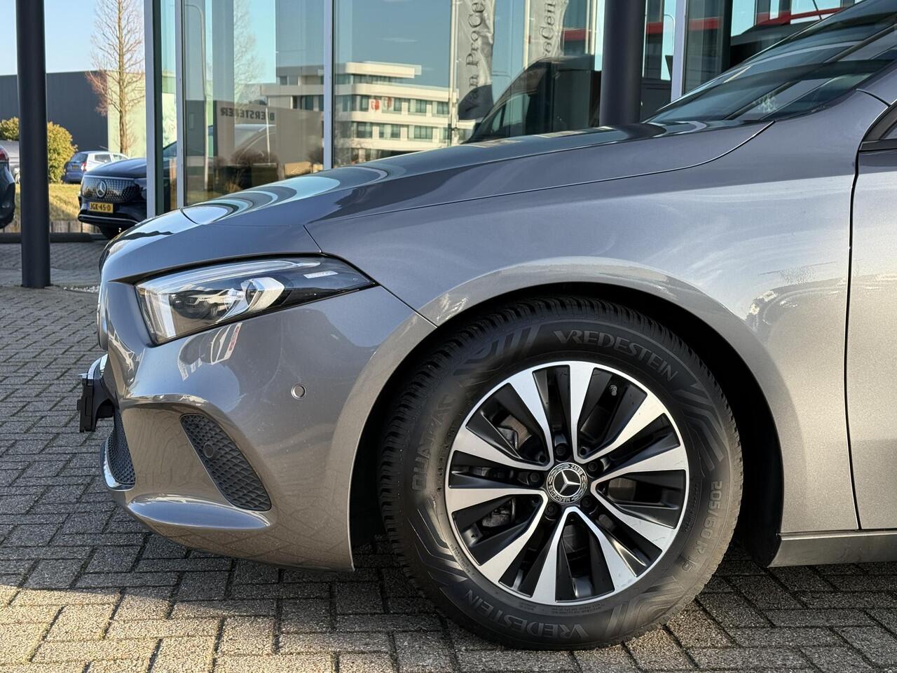 Mercedes-Benz A-KLASSE Hatchback 160 Business Solution