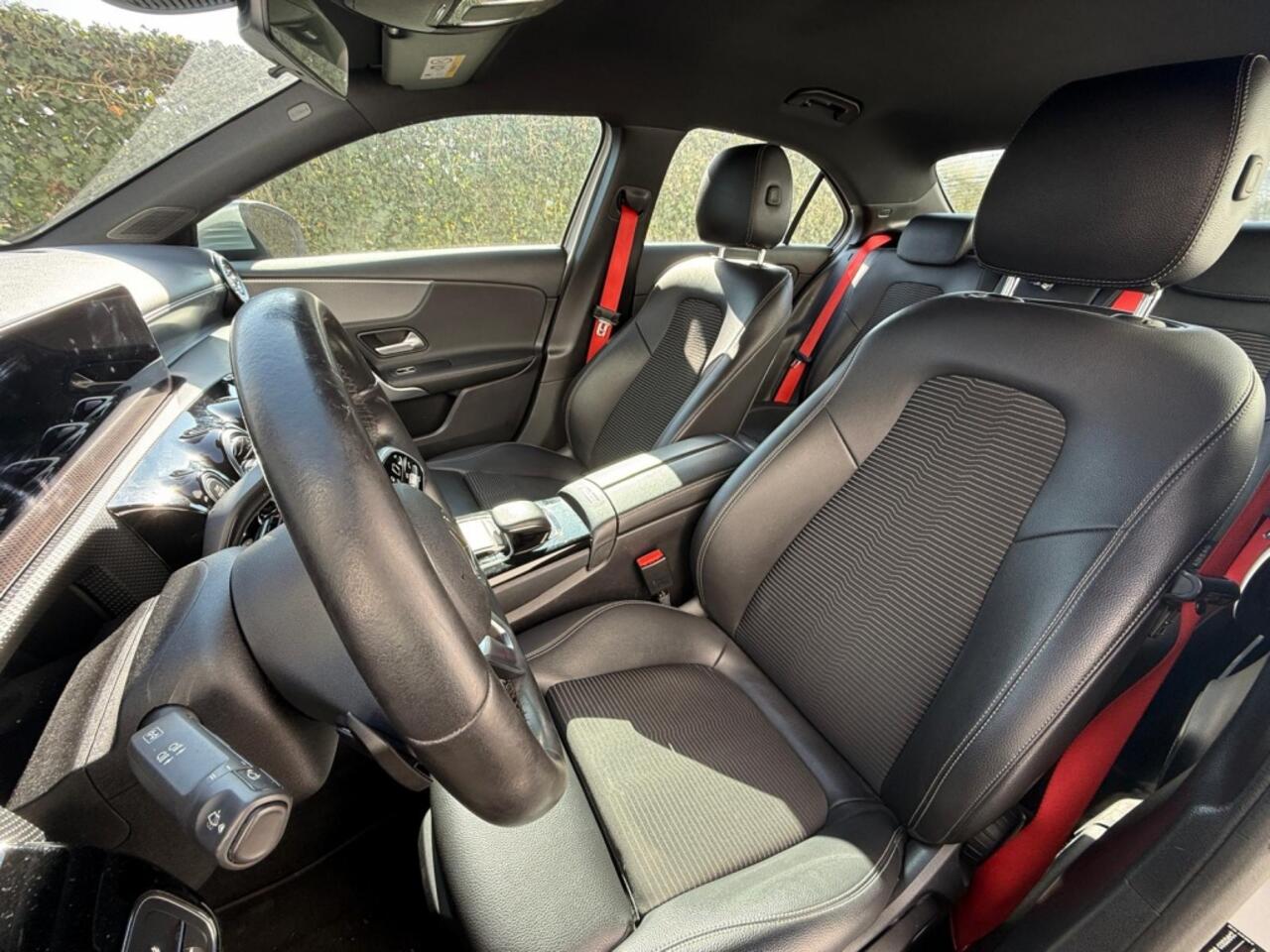 Mercedes-Benz A-KLASSE 220 Advantage