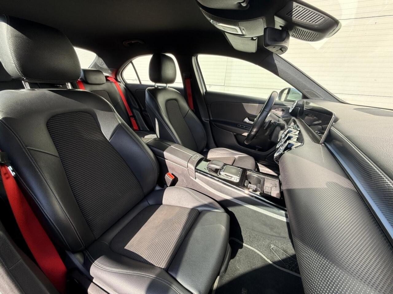 Mercedes-Benz A-KLASSE 220 Advantage