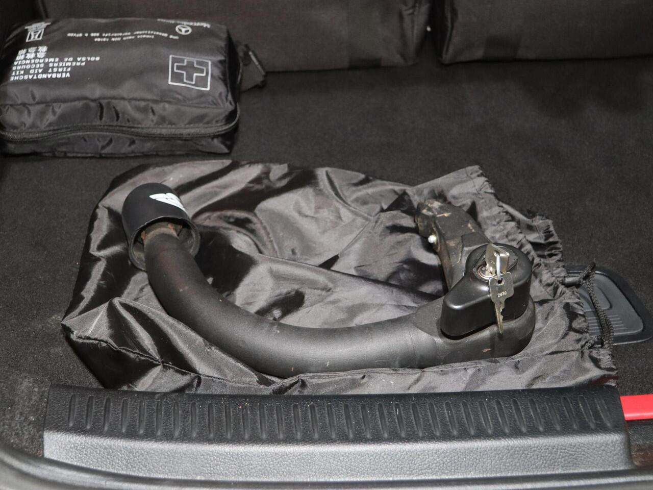 Mercedes-Benz A-KLASSE 250 e Premium | Night | Widescreen |