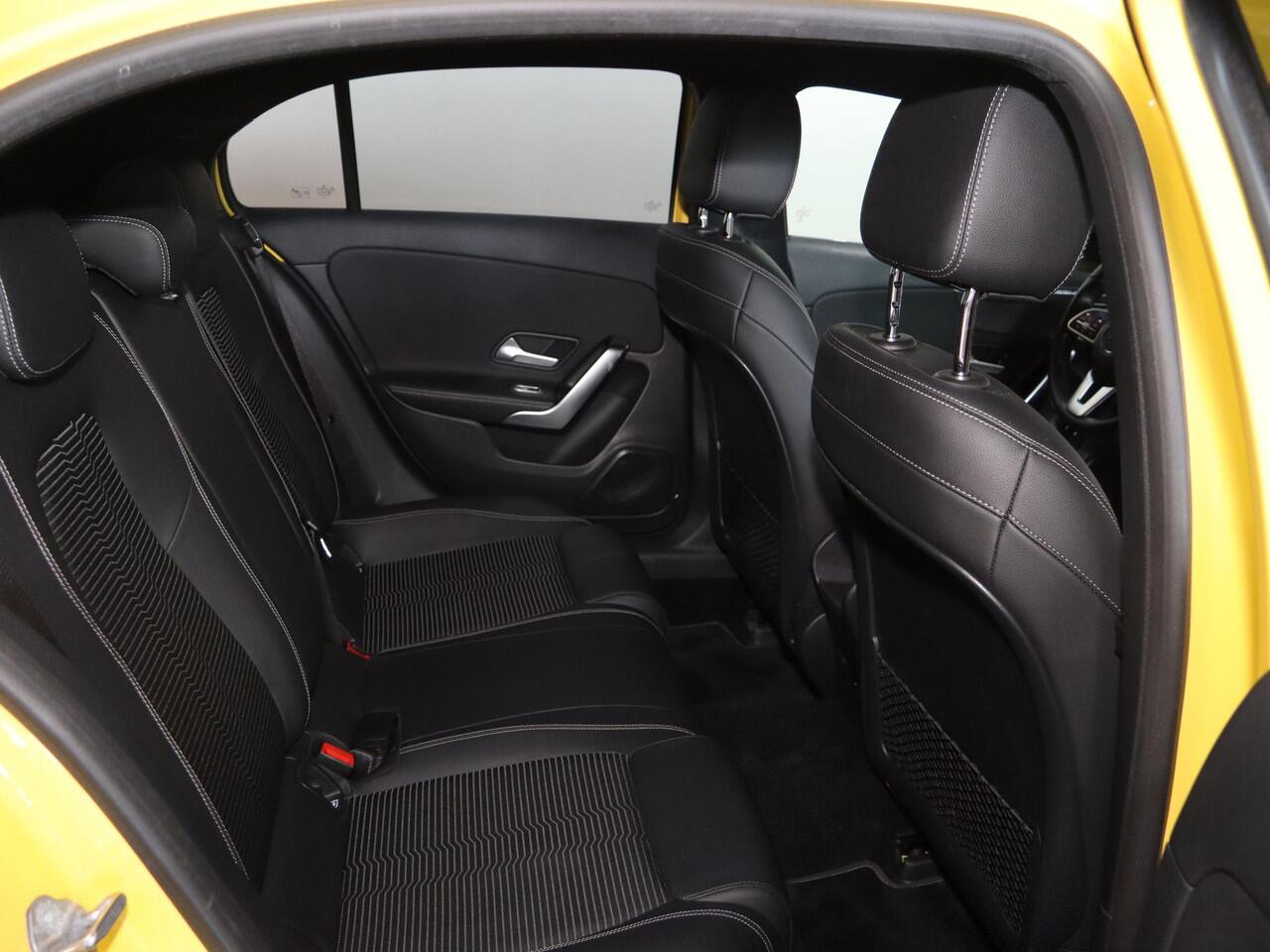 Mercedes-Benz A-KLASSE 250 e Premium | Night | Widescreen |