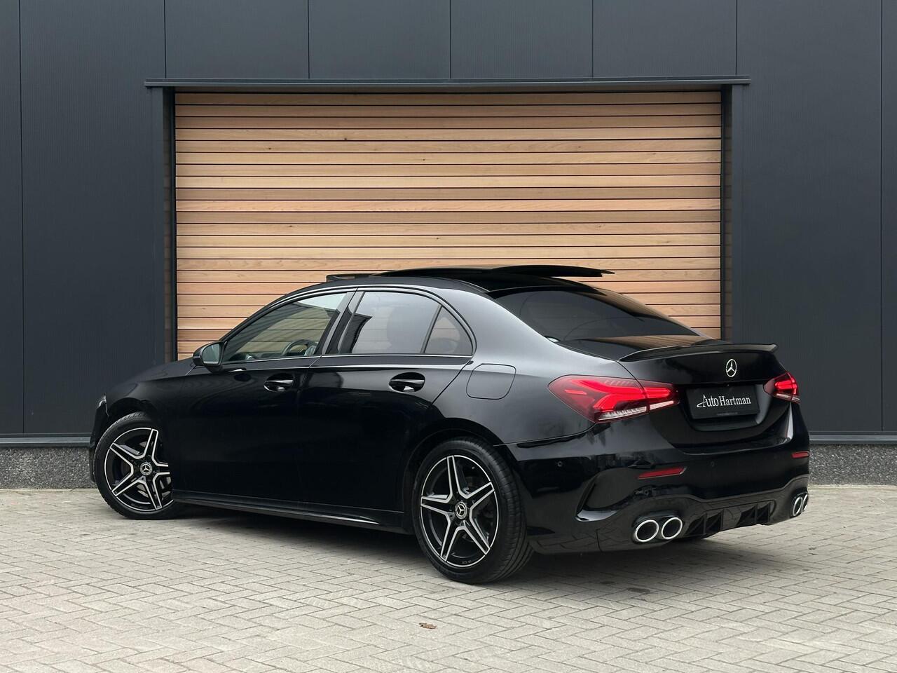Mercedes-Benz A-KLASSE 200 Business AMG PANO|SFEERVERLICHTING|CAMERA|A35 UITLAAT