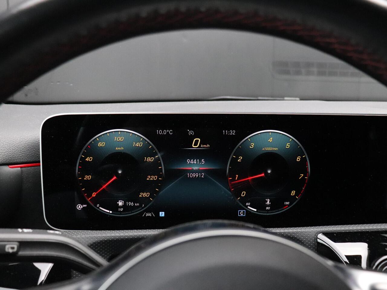 Mercedes-Benz A-KLASSE 160 | AMG LINE | SPORTSTOELEN | CAMERA | APPLE CARPLAY | CRUISE | NAVI | STOELVERW. |