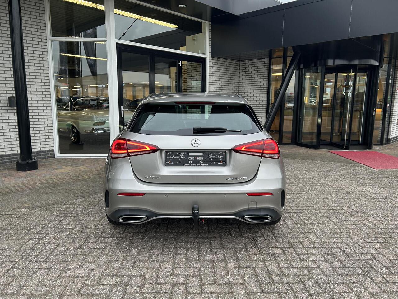 Mercedes-Benz A-KLASSE 180 Business Solution AMG | Trekhaak | Cruise Control | Stoelverwarming