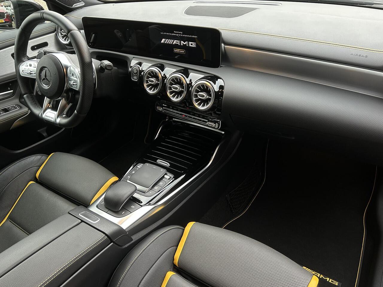 Mercedes-Benz A-KLASSE AMG 45 S 4MATIC+ Premium Plus Yellow Ed. /AMG Aero Package/Armaspeed carbon intake/Panoramadak/Elektr. schaalstoelen +mem/Camera achter/Adapt. onderstel/ Adapt.cruise/Uitlaat klepsyst./Burmester Sound/Custom Software ER Performance (MET GARANTIE*)