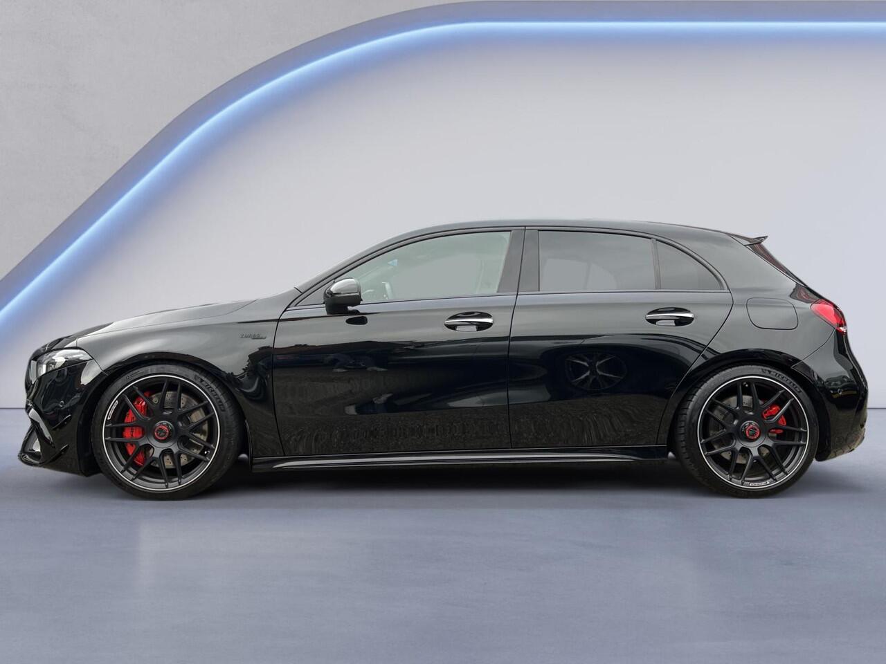 Mercedes-Benz A-KLASSE AMG 45 S 4MATIC+ Premium Plus Yellow Ed. /AMG Aero Package/Armaspeed carbon intake/Panoramadak/Elektr. schaalstoelen +mem/Camera achter/Adapt. onderstel/ Adapt.cruise/Uitlaat klepsyst./Burmester Sound/Custom Software ER Performance (MET GARANTIE*)