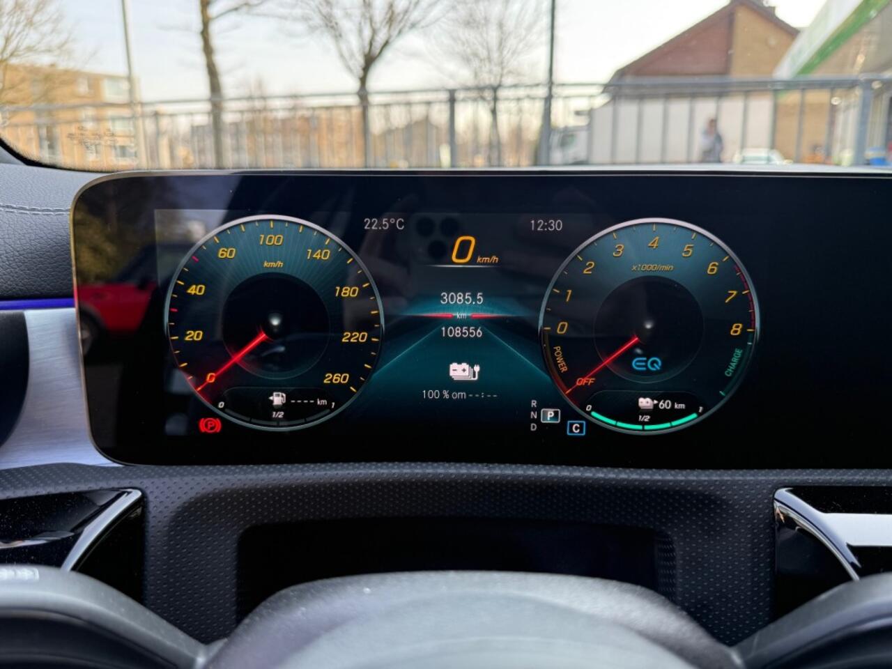 Mercedes-Benz A-KLASSE A250e Business Solution AMG Panoramadak Sfeer