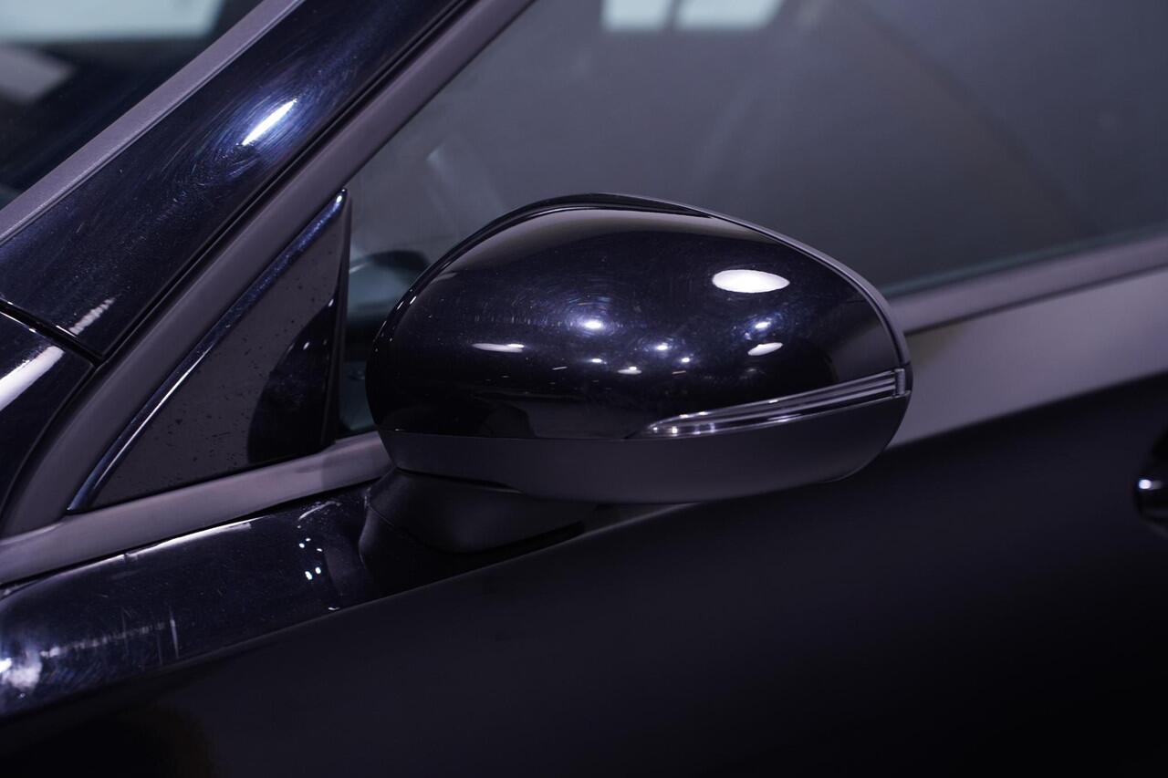 Mercedes-Benz A-KLASSE 180d Design Navi Camera Stoelverwarming PDC v+a