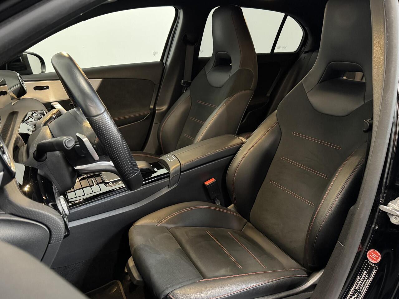 Mercedes-Benz A-KLASSE 250e PHEV AMG Line Auto. Navigatie Apple Carplay/Android Auto Camera Parkeersensoren Adaptive Cruise Control Stoelverwarming Virtual Cockpit Climate Control Lichtmetalen velgen