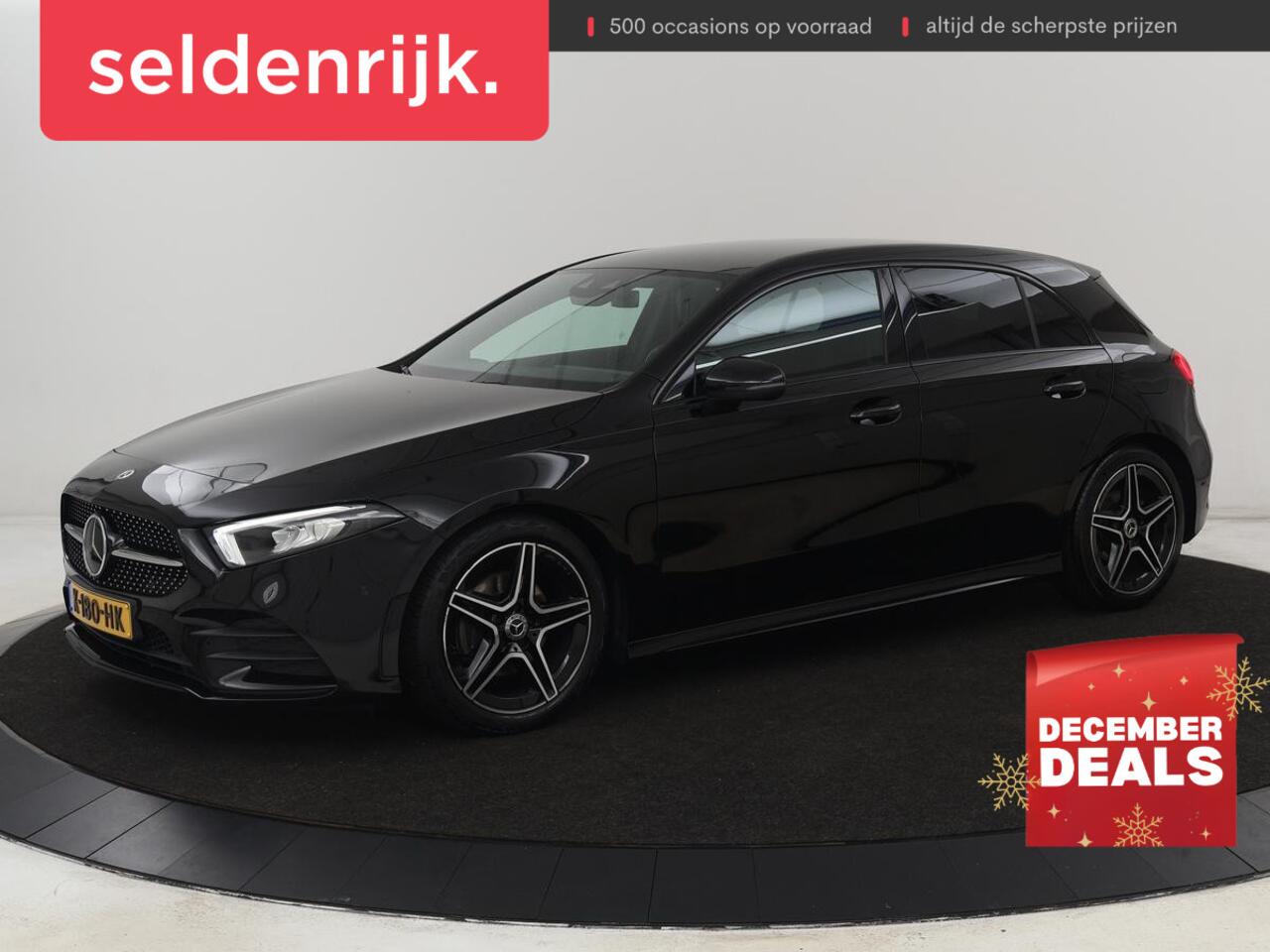 Mercedes-Benz A-KLASSE 180 AMG | Adaptive cruise | Trekhaak | Stoelverwarming | Camera | Leder/Alcantara | Sfeerverlichting | Navigatie | Park Assist | Full LED | Climate control | Bluetooth