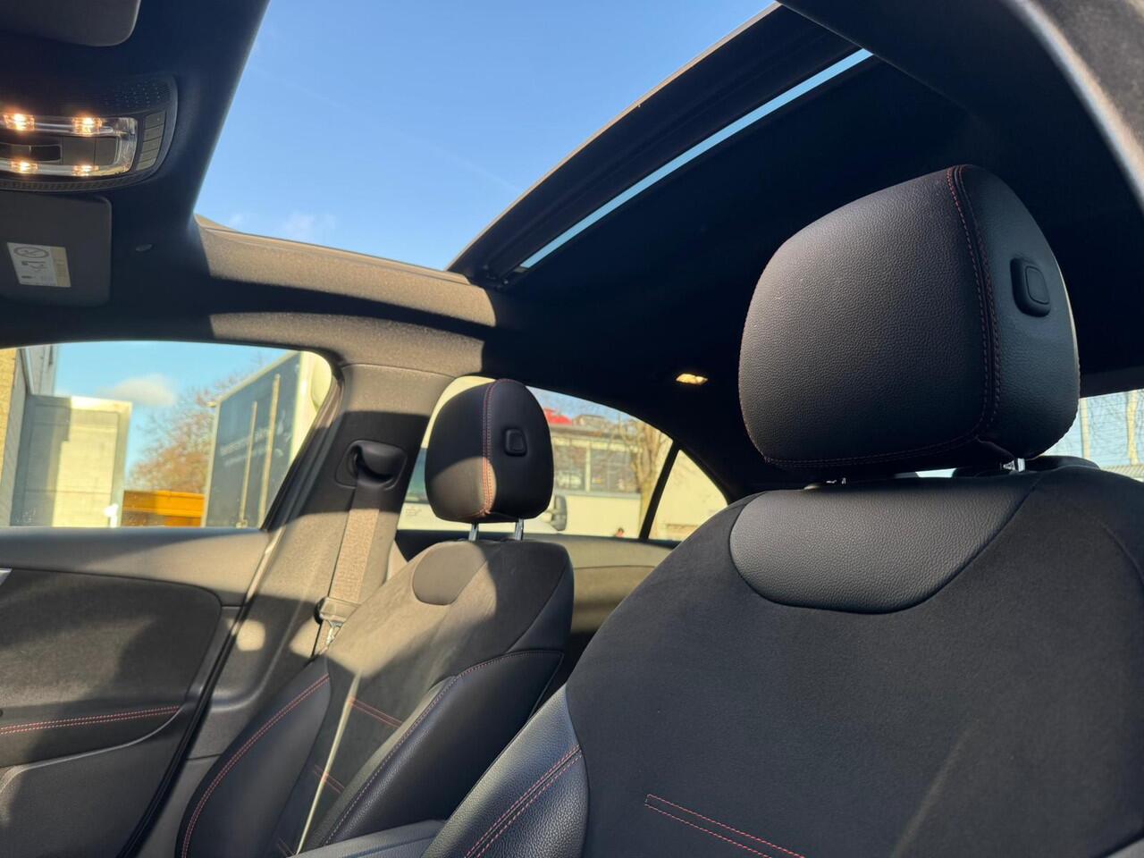 Mercedes-Benz A-KLASSE 220 Premium |Pano |360° |Sfeer |Keyless |Stoelverw.