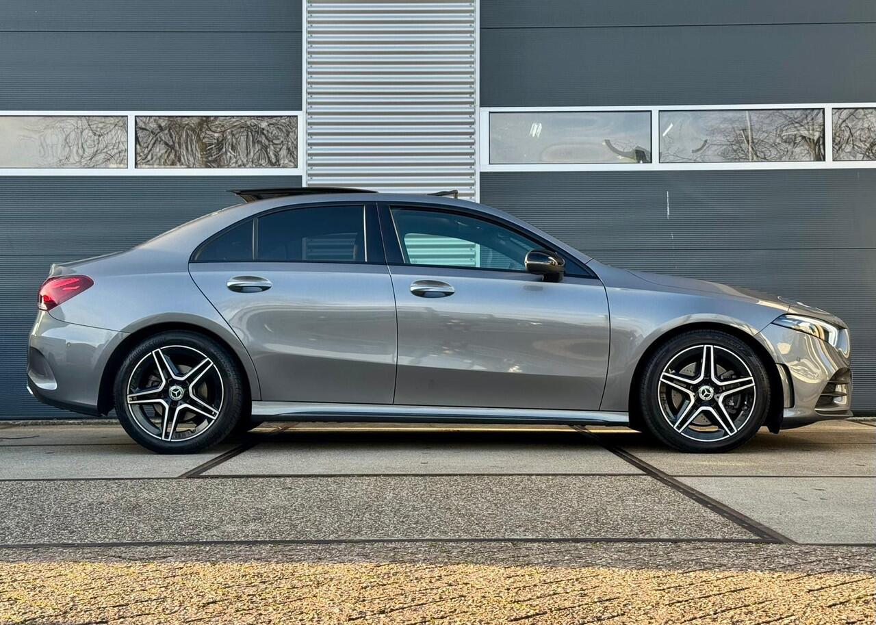 Mercedes-Benz A-KLASSE 220 Premium |Pano |360° |Sfeer |Keyless |Stoelverw.