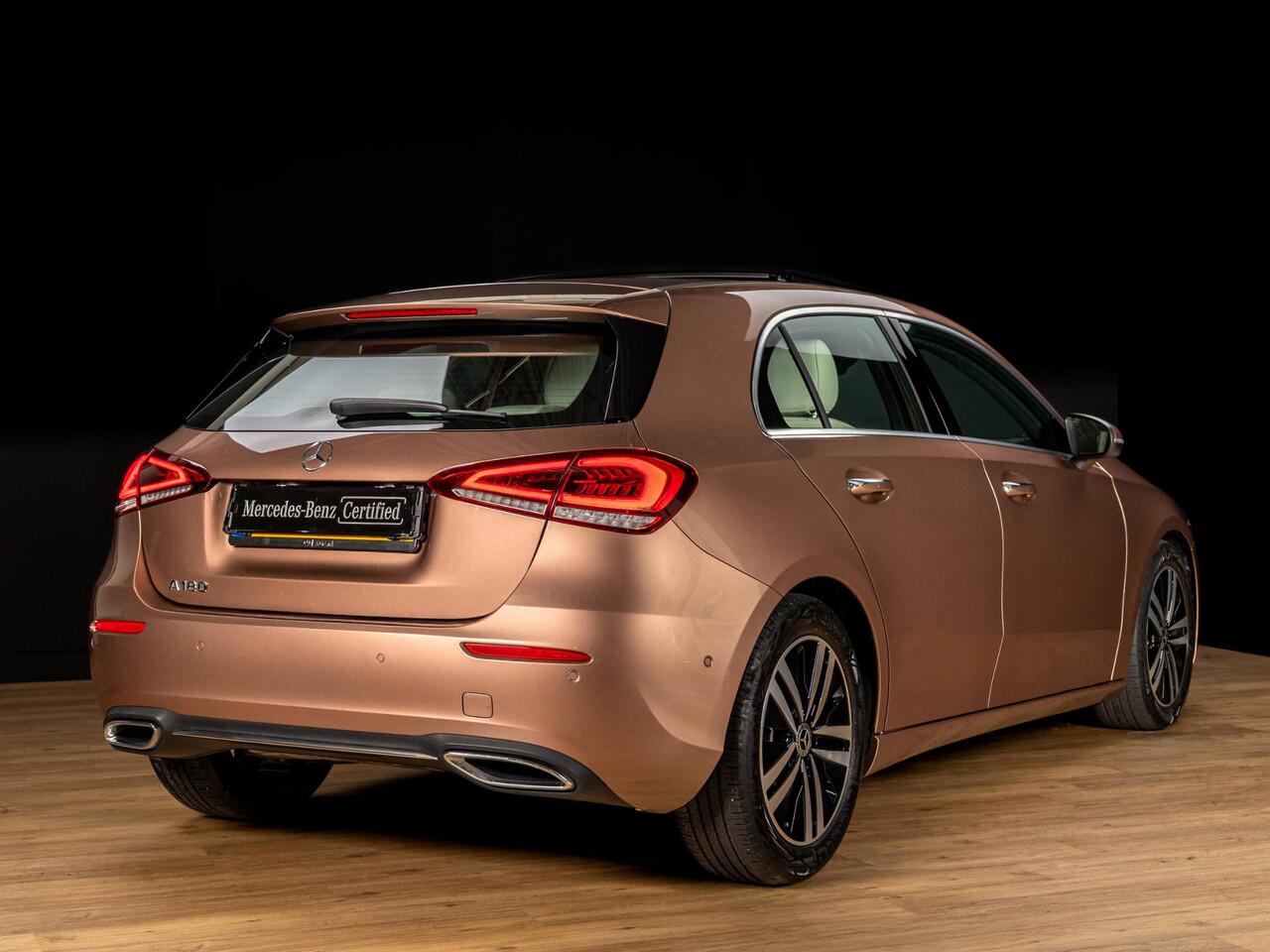 Mercedes-Benz A-KLASSE Hatchback 180 Business Solution Luxury Panorama dak