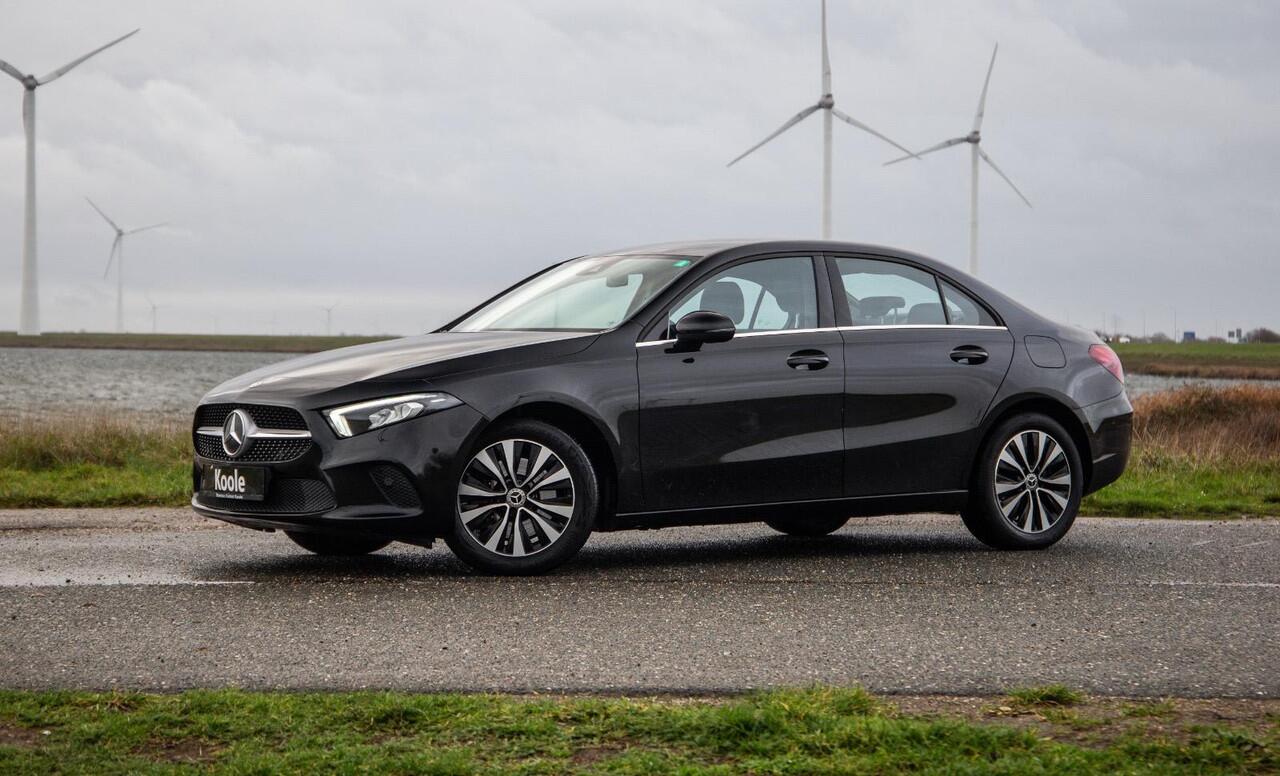 Mercedes-Benz A-KLASSE 250 e Business Solution Luxury Limited AUTOMAAT / LEDER / CRUISE CONTROLE / CAMERA / CARPLAY