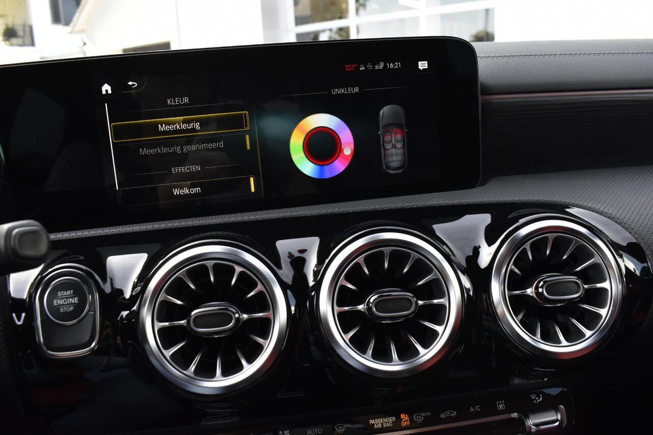 Mercedes-Benz A-KLASSE 250 e AMG Line -Pano - camera - CarPlay