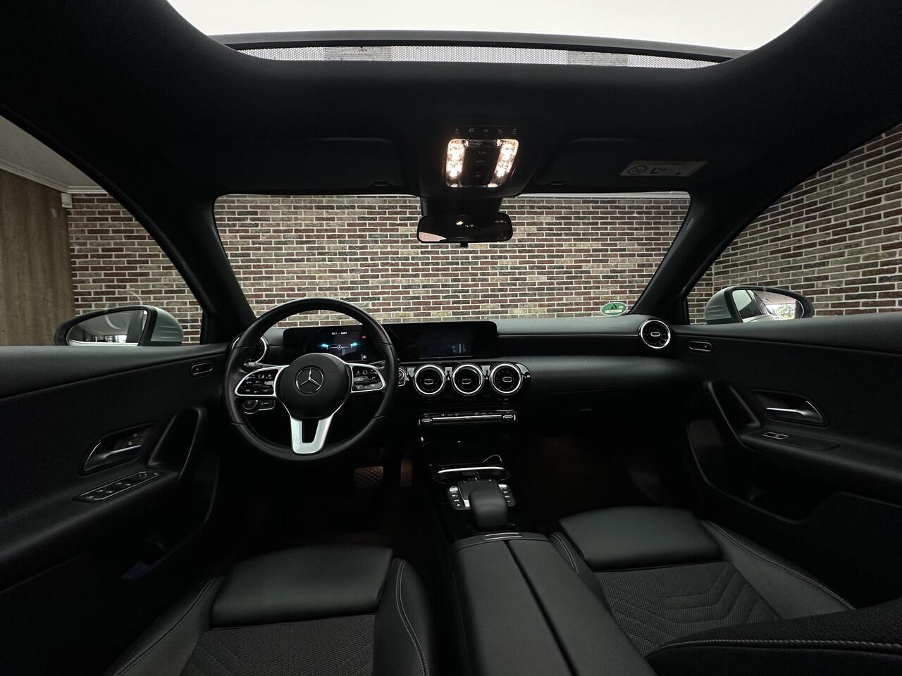 Mercedes-Benz A-KLASSE 200 Business Solution Panorama Camera Stoelvrwm Dealder ONDRH