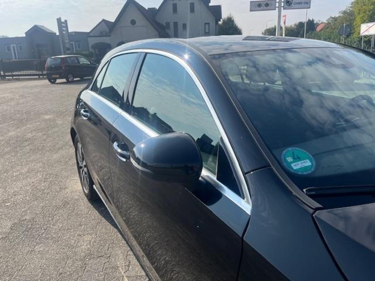 Mercedes-Benz A-KLASSE 200 weinig km, carplay, half leder, 1 jaar Bovag