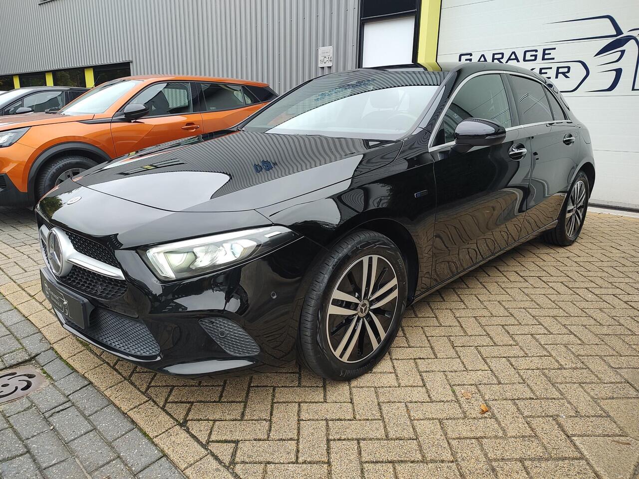 Mercedes-Benz A-KLASSE 250 e Business Line Plug-In Trekhaak Leder Carplay Navi Led 360-Camera Widescreen