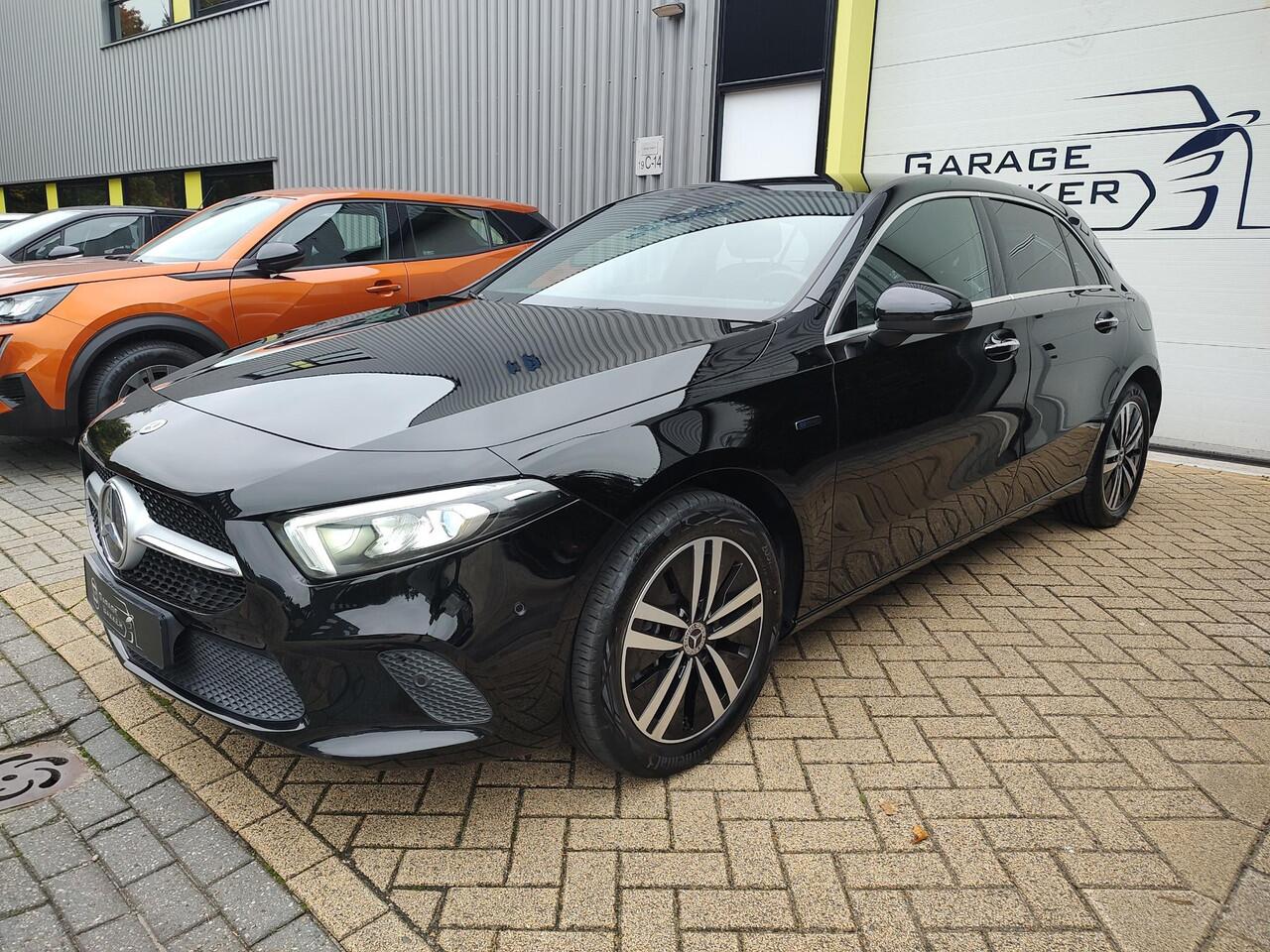Mercedes-Benz A-KLASSE 250 e Business Line Plug-In Trekhaak Leder Carplay Navi Led 360-Camera Widescreen